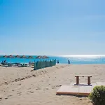 A 50 M De La Playa Lejlighed *