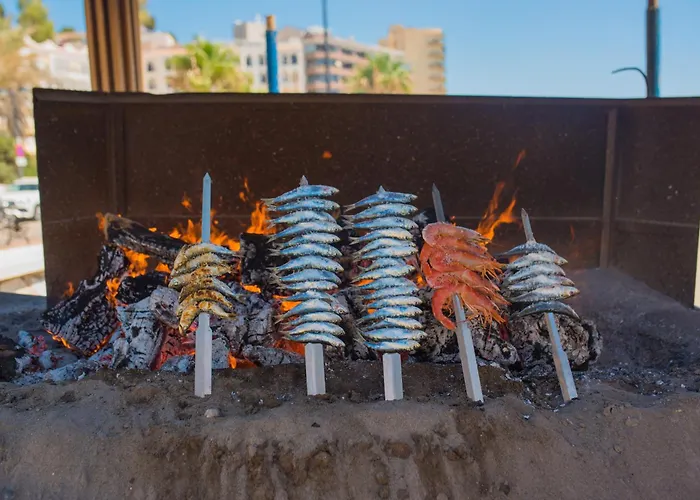 A 50 M De La Playa Apartment Fuengirola