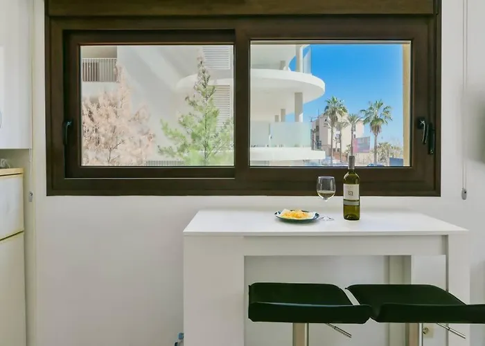 A 50 M De La Playa Apartment