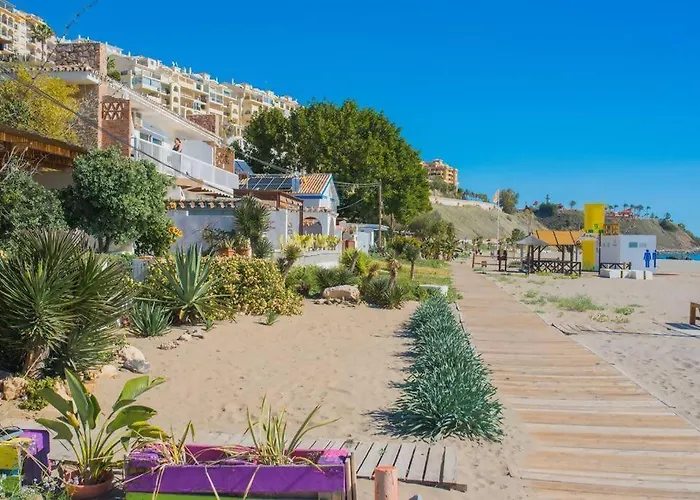 A 50 M De La Playa Fuengirola