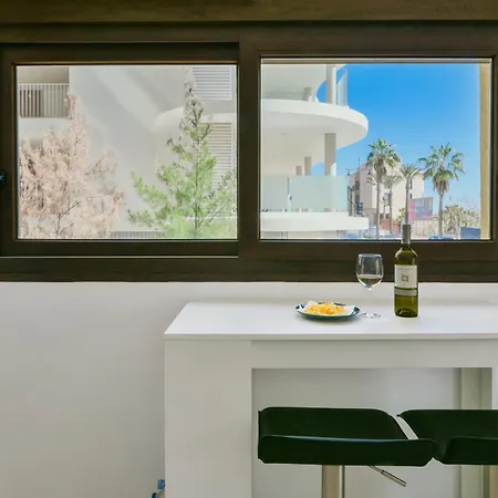 A 50 M De La Playa Appartement