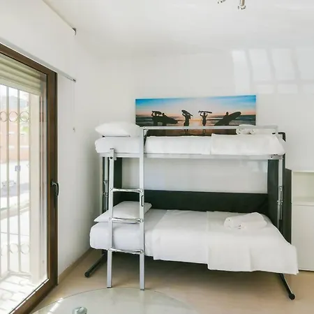 Apartment A 50 M De La Playa *